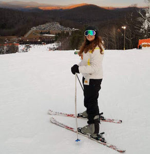 Meet your Posher, Isabella